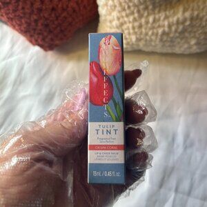 NIB BLOOMEFFECTS -Tulip Tint Balm-SEALED